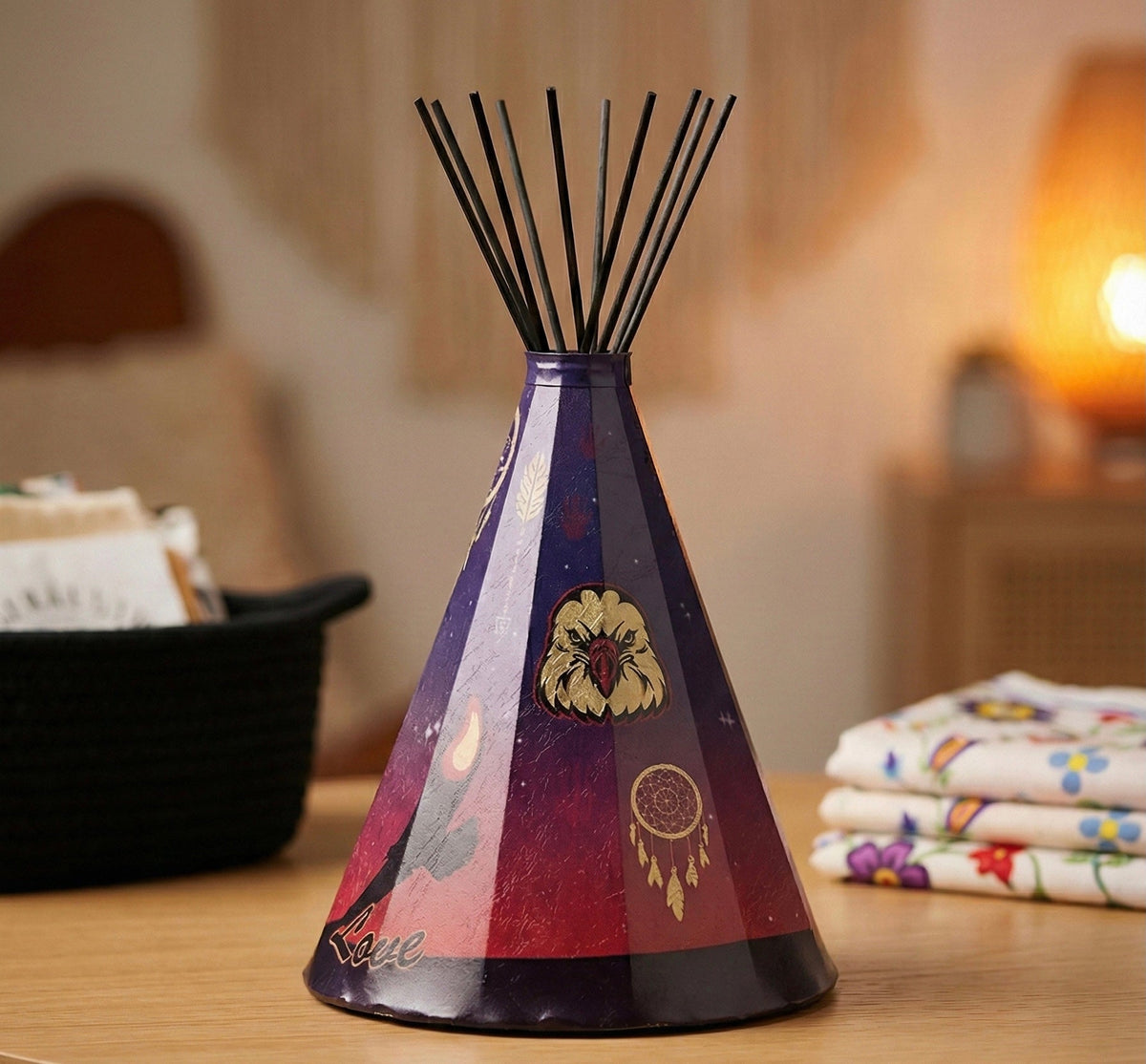 Teepee Eagle Table Lamp