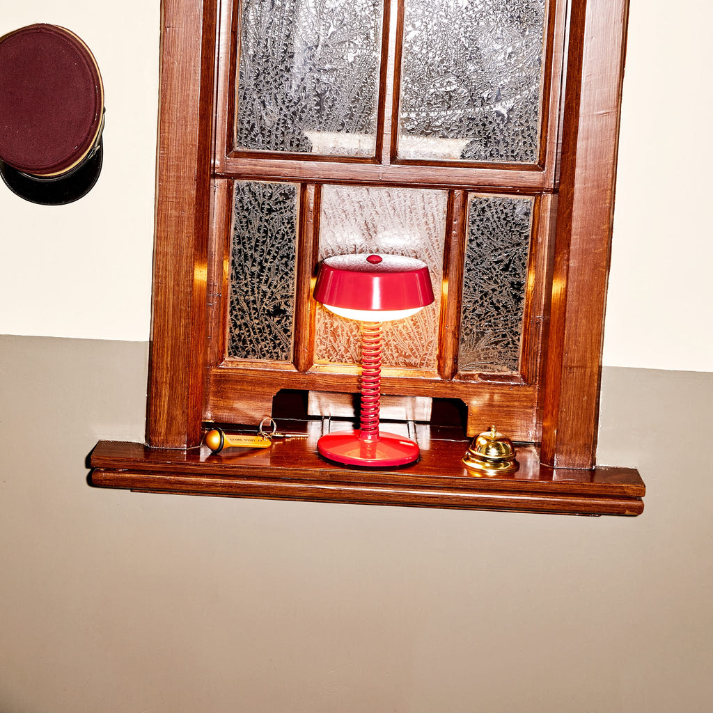 Bellboy Cordless Table Lamp