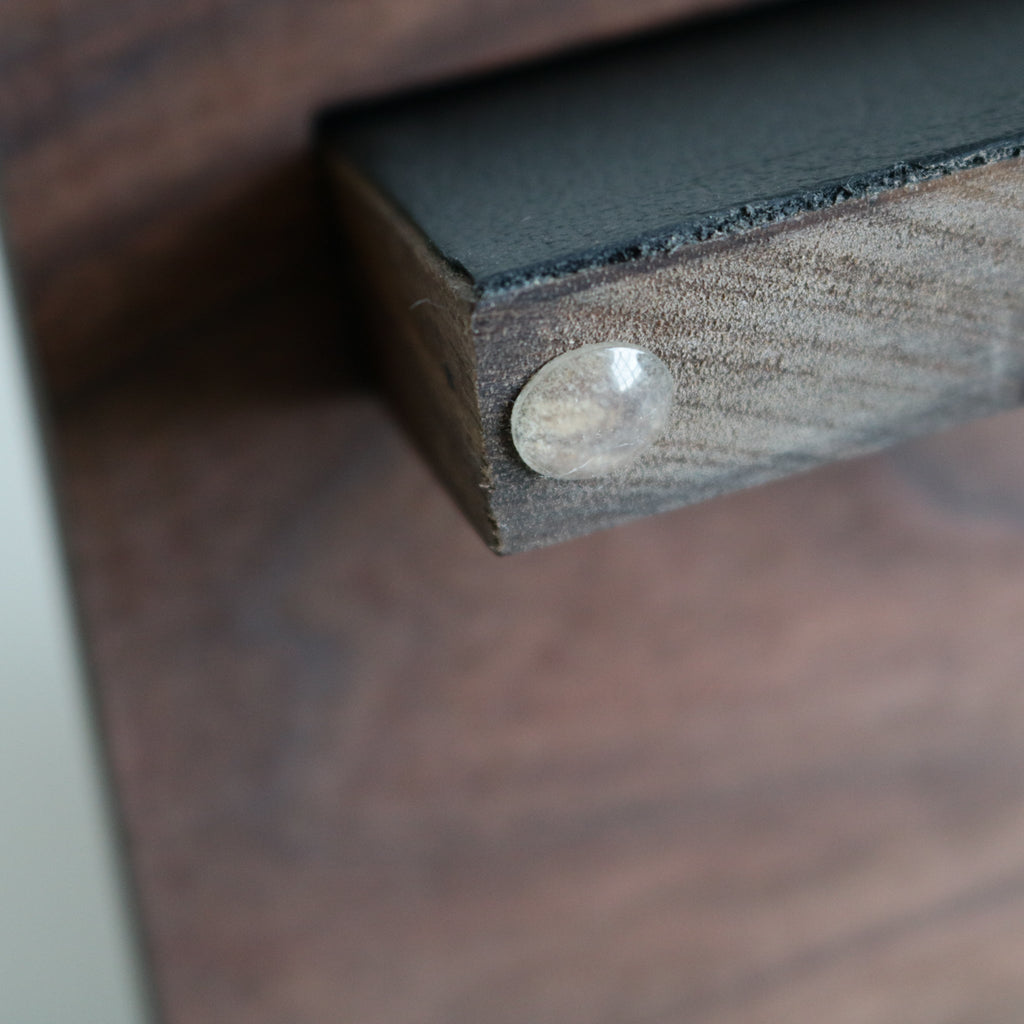 Black Leather Magnetic Knife Stand