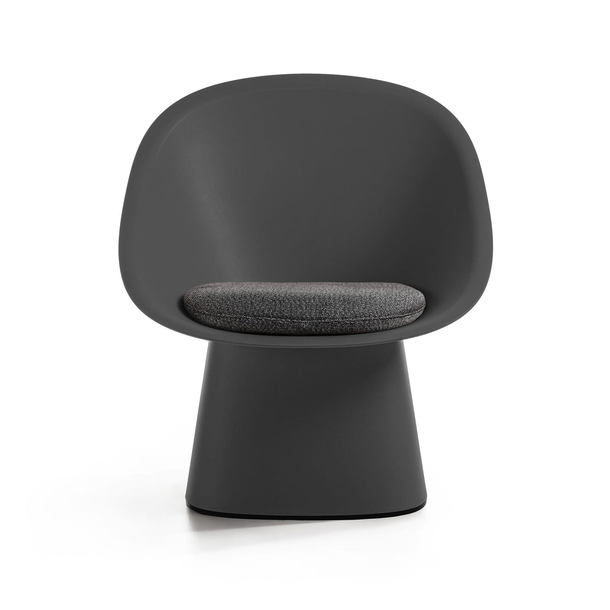 Sensu Indoor/Outdoor Lounge Chair